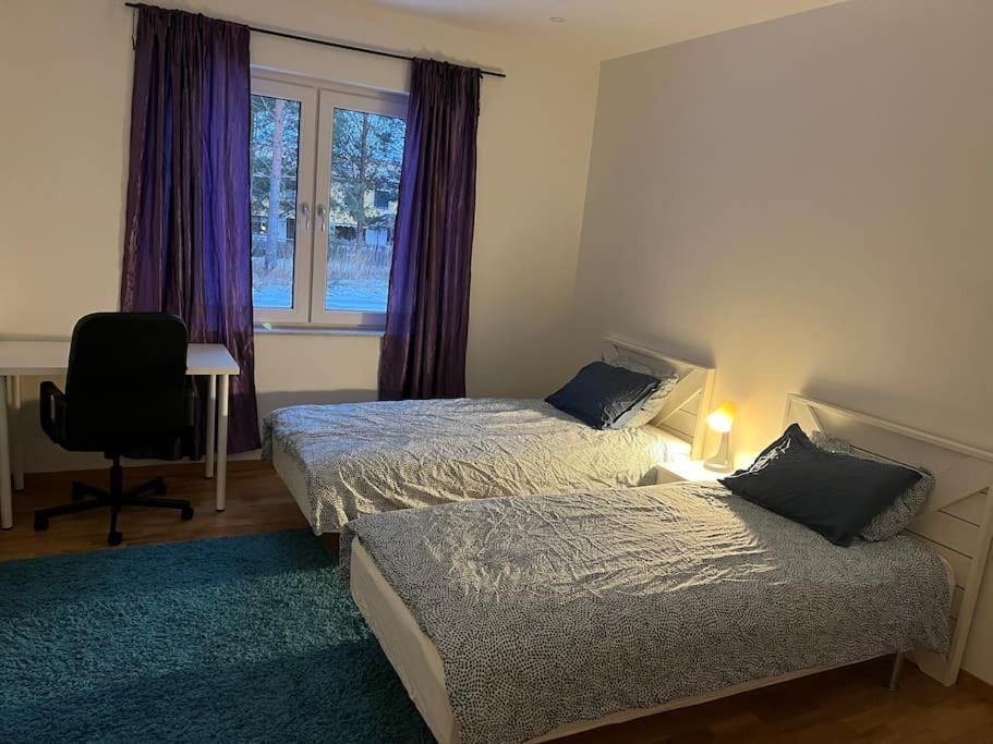 Beautiful Terraced House With Private Parking Villa Sandviken Exterior photo